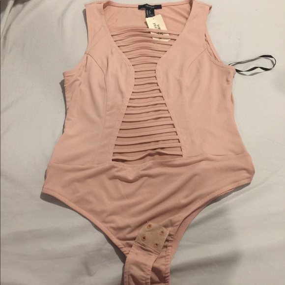 Forever 21 Tops - Blush knit bodysuit